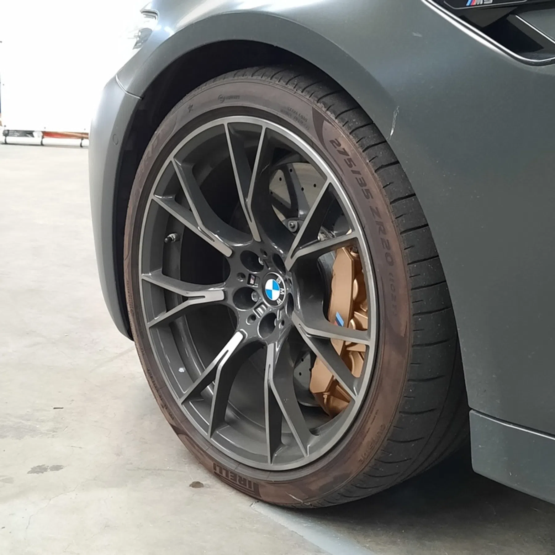 BMW M5 Domeinen