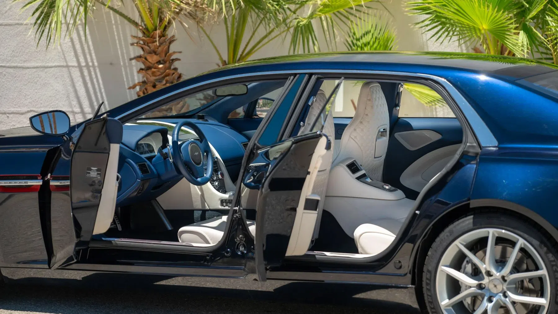 Aston Martin Lagonda Taraf