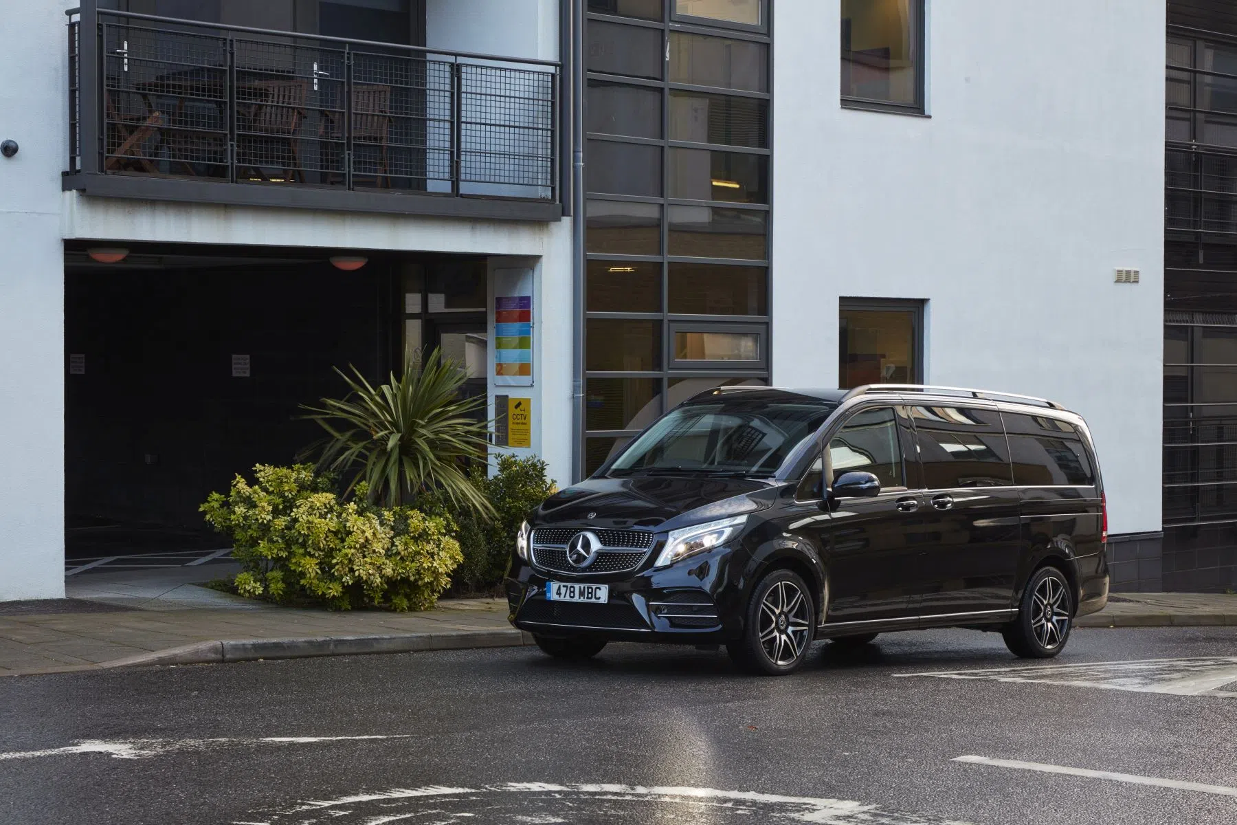 Mercedes V300