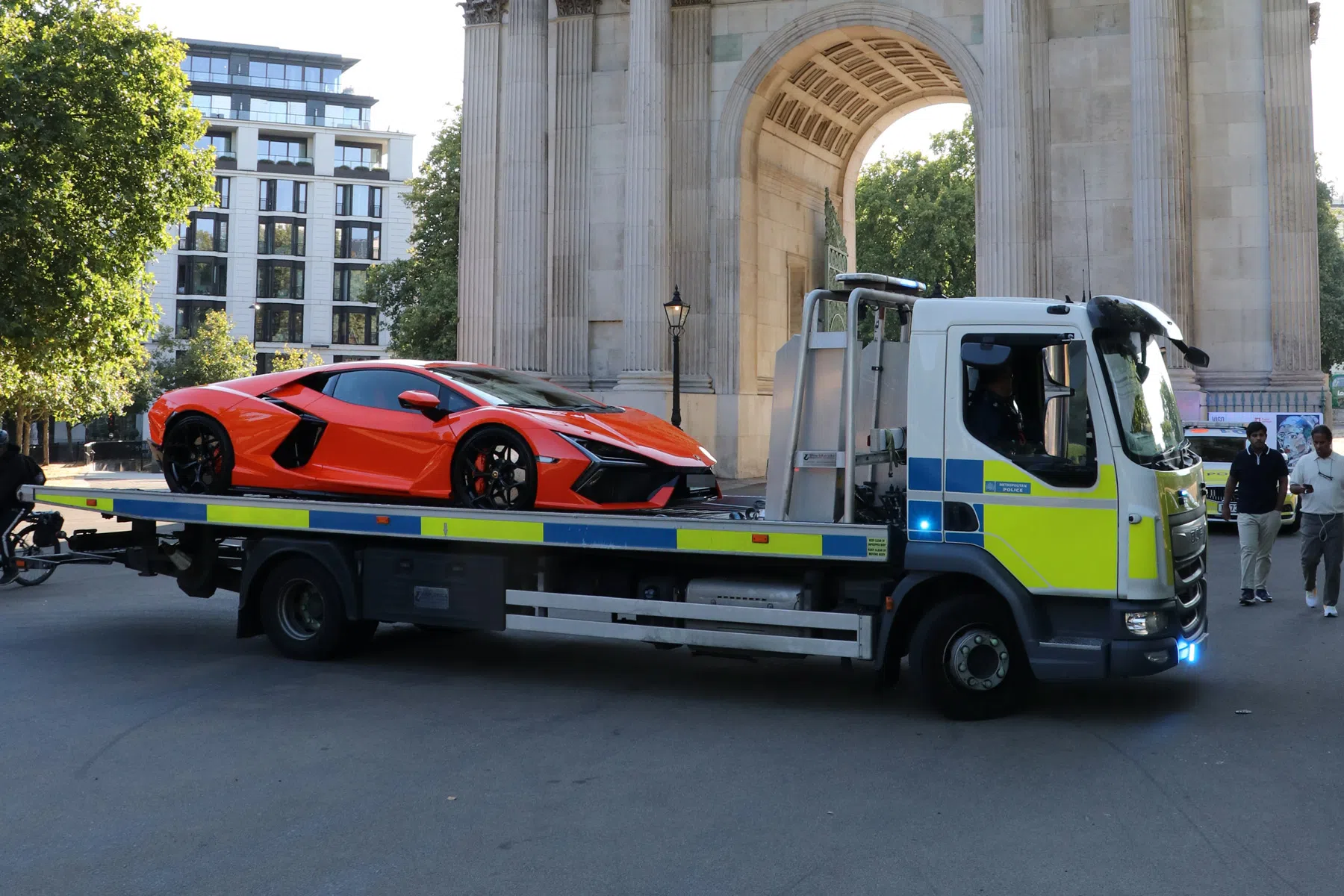 Auto's in beslag genomen