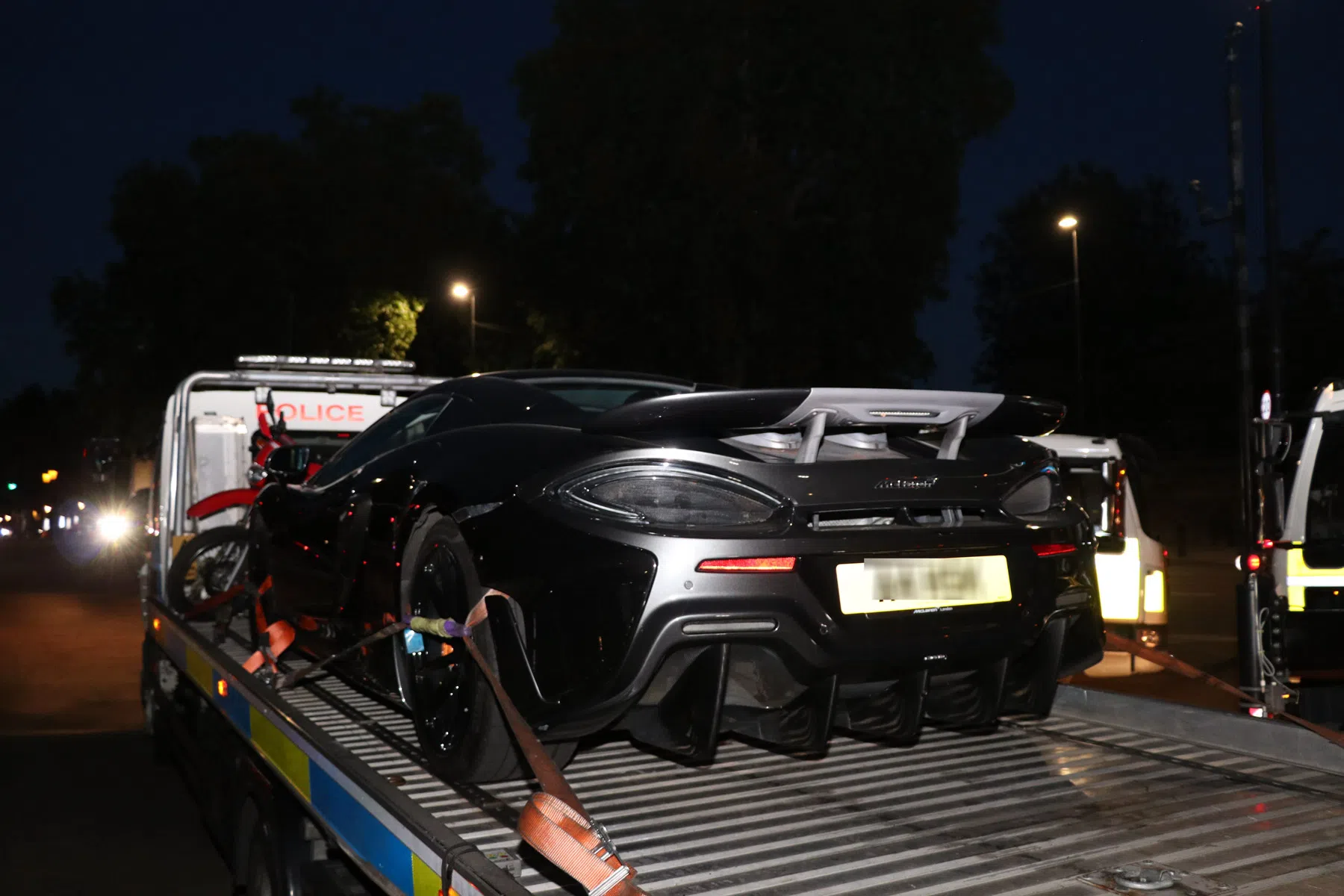 Auto's in beslag genomen