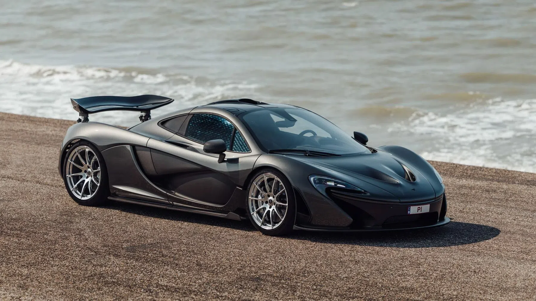 McLaren P1 België