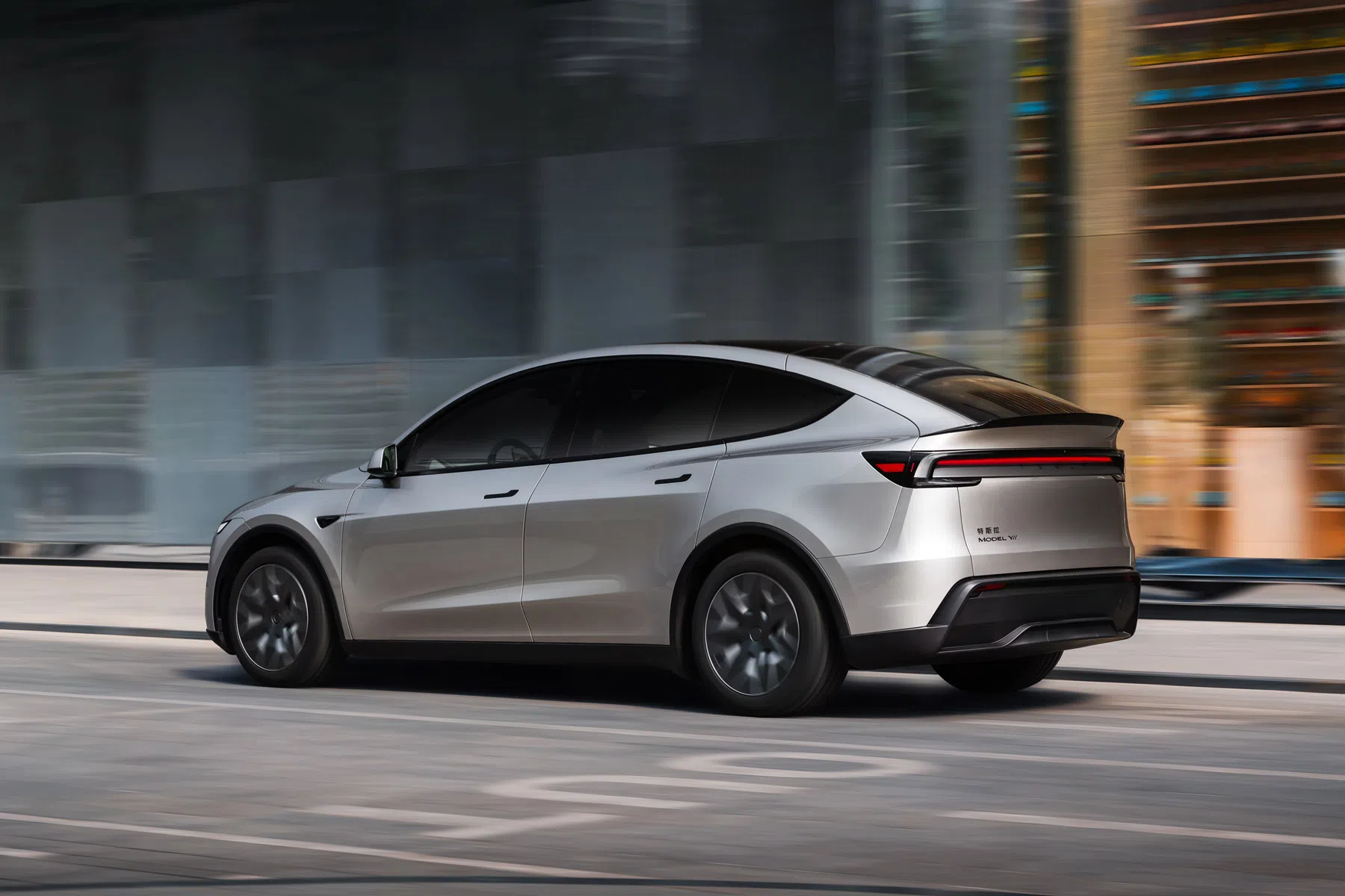 Tesla Model Y L