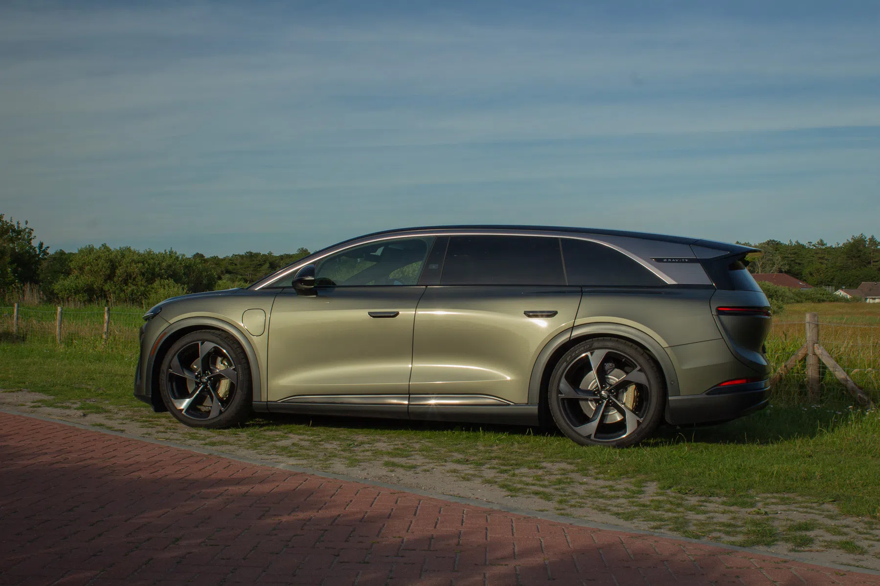 Lucid Gravity GT