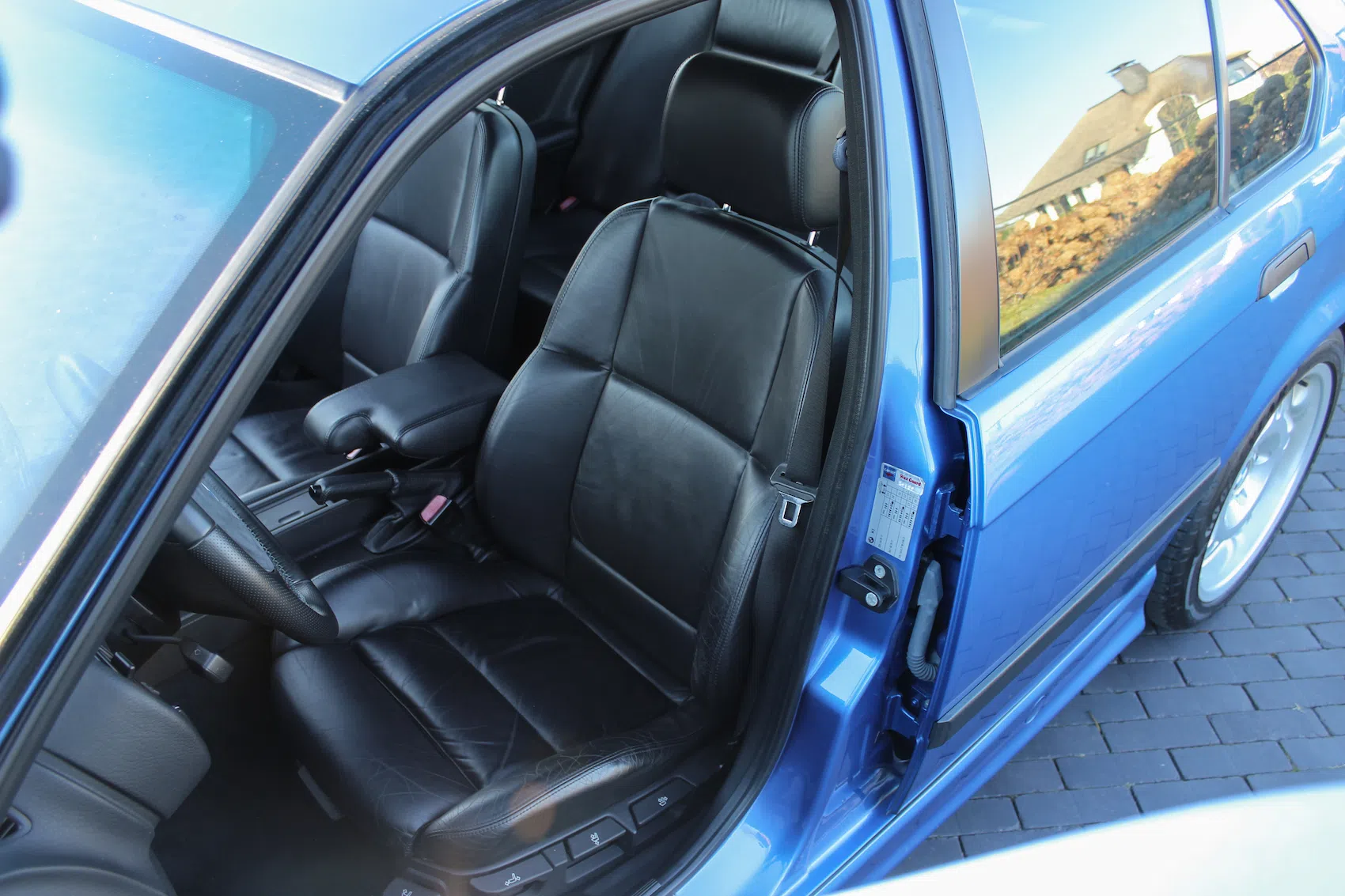 BMW E36 M3 Sedan blauw