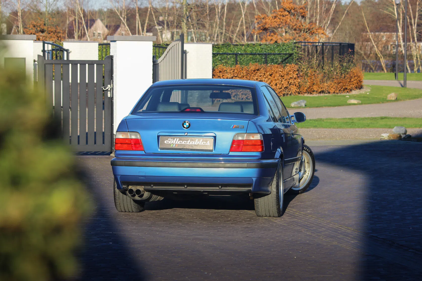 BMW E36 M3 Sedan blauw
