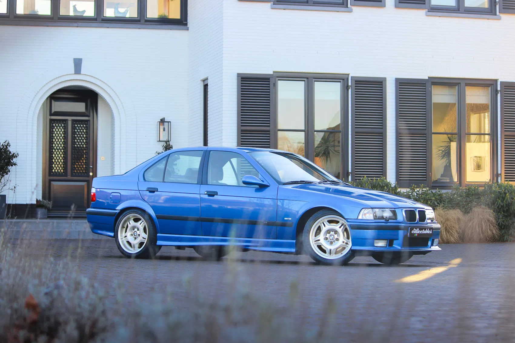 BMW E36 M3 Sedan blauw