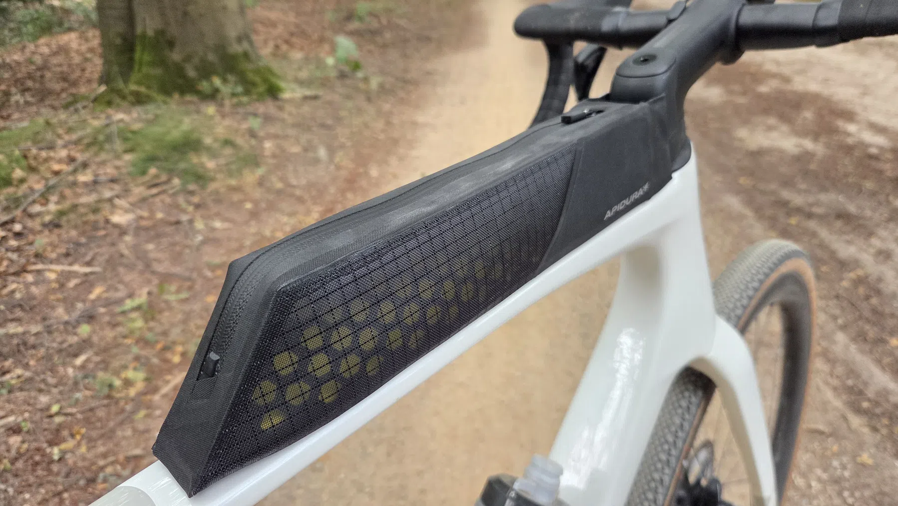 Review: Apidura Aero Bolt-On Long Top Tube pack
