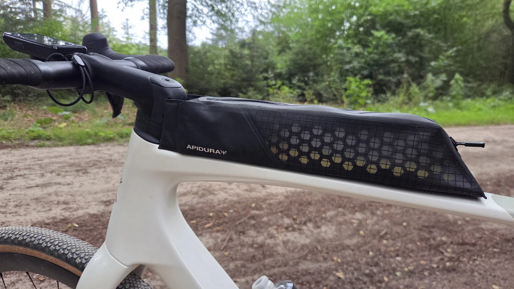 Review: Apidura Aero Bolt-On Long Top Tube pack
