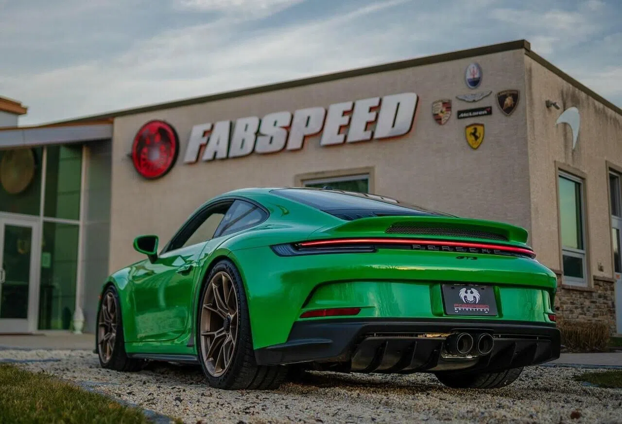 Porsche 911 GT3 spoiler delete