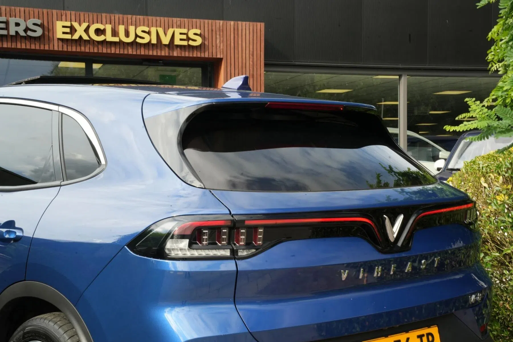 Vinfast VF8