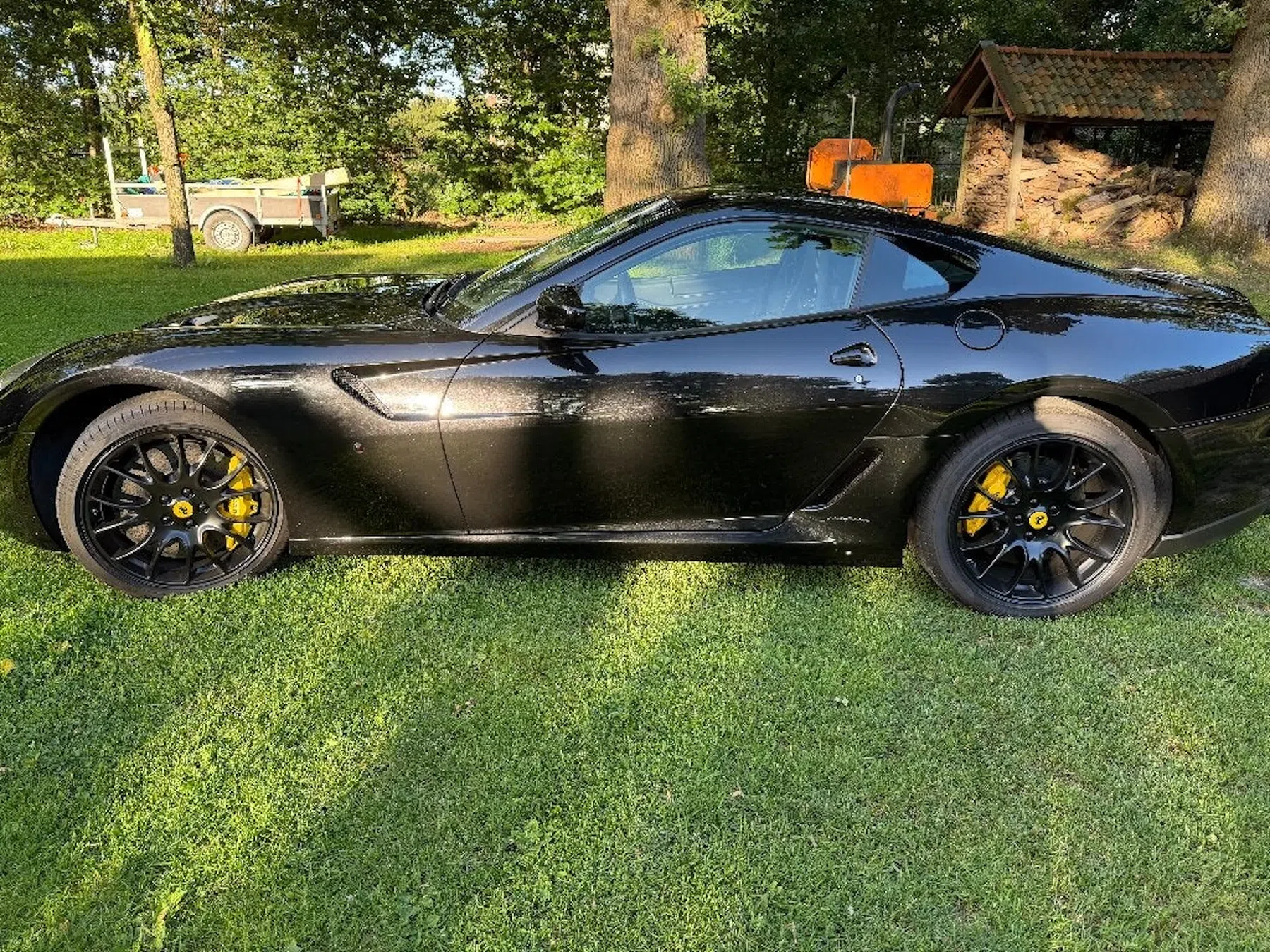 Particulier verkoopt Ferrari op Marktplaats alsof het een Golf 4 is