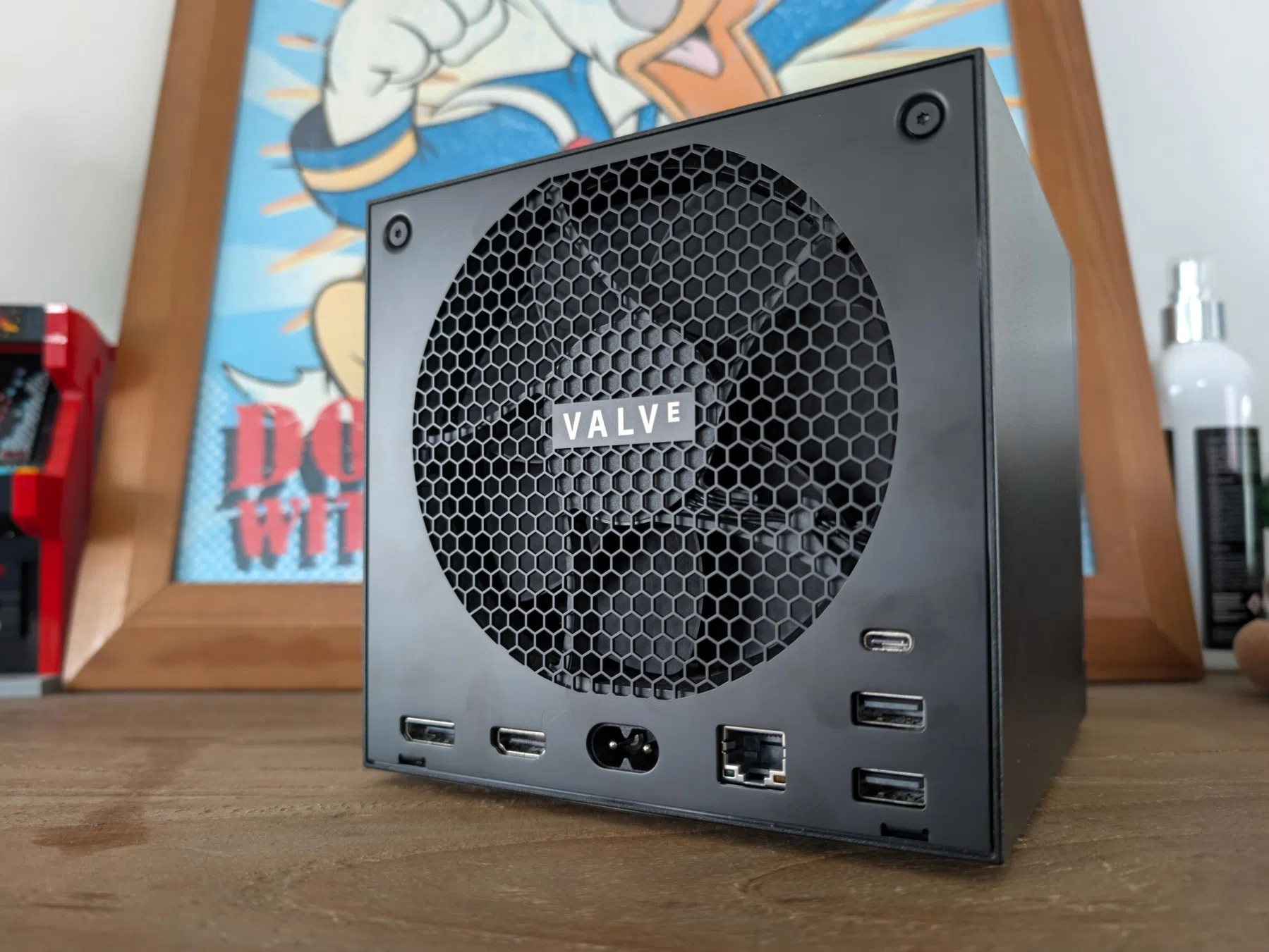 Achterkant van de Steam Machine.