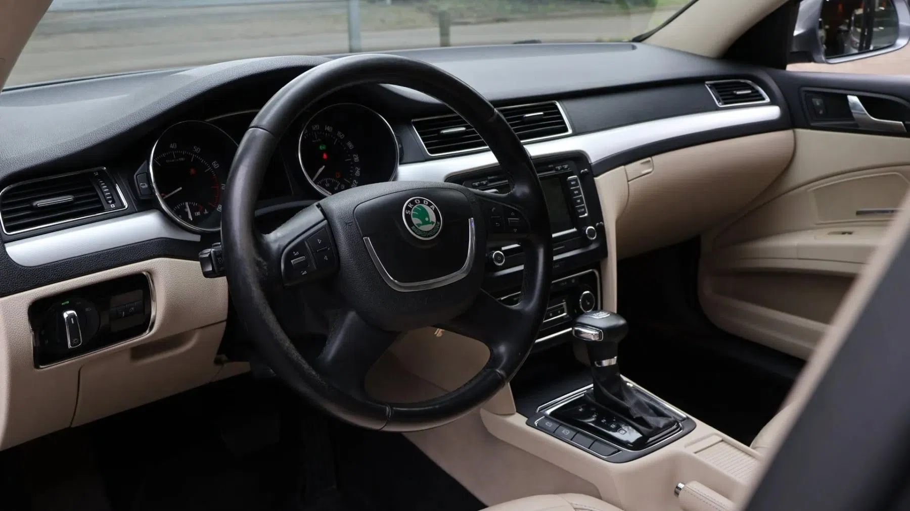 Skoda Superb VR6 Marktplaats