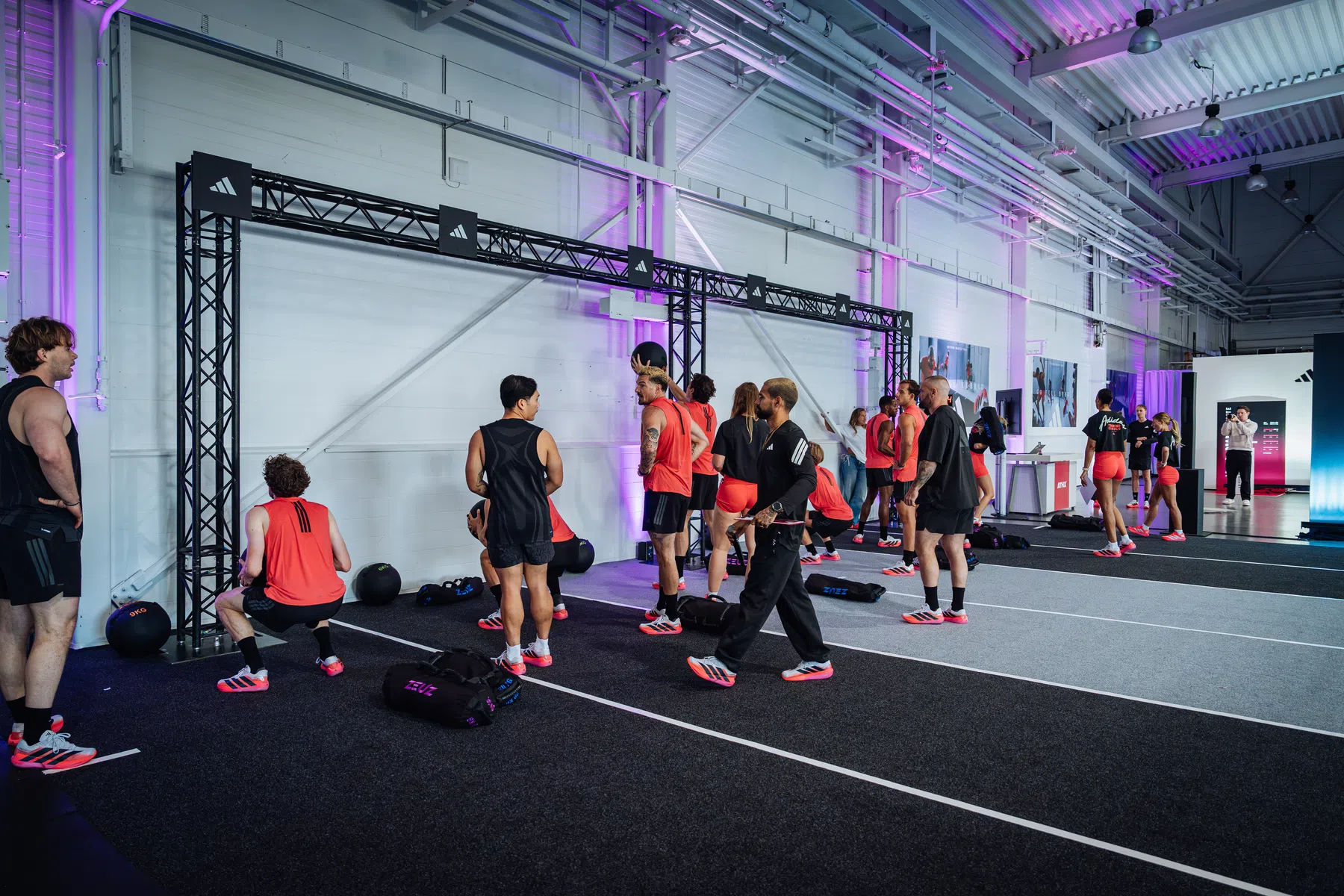 adidas hybrid training