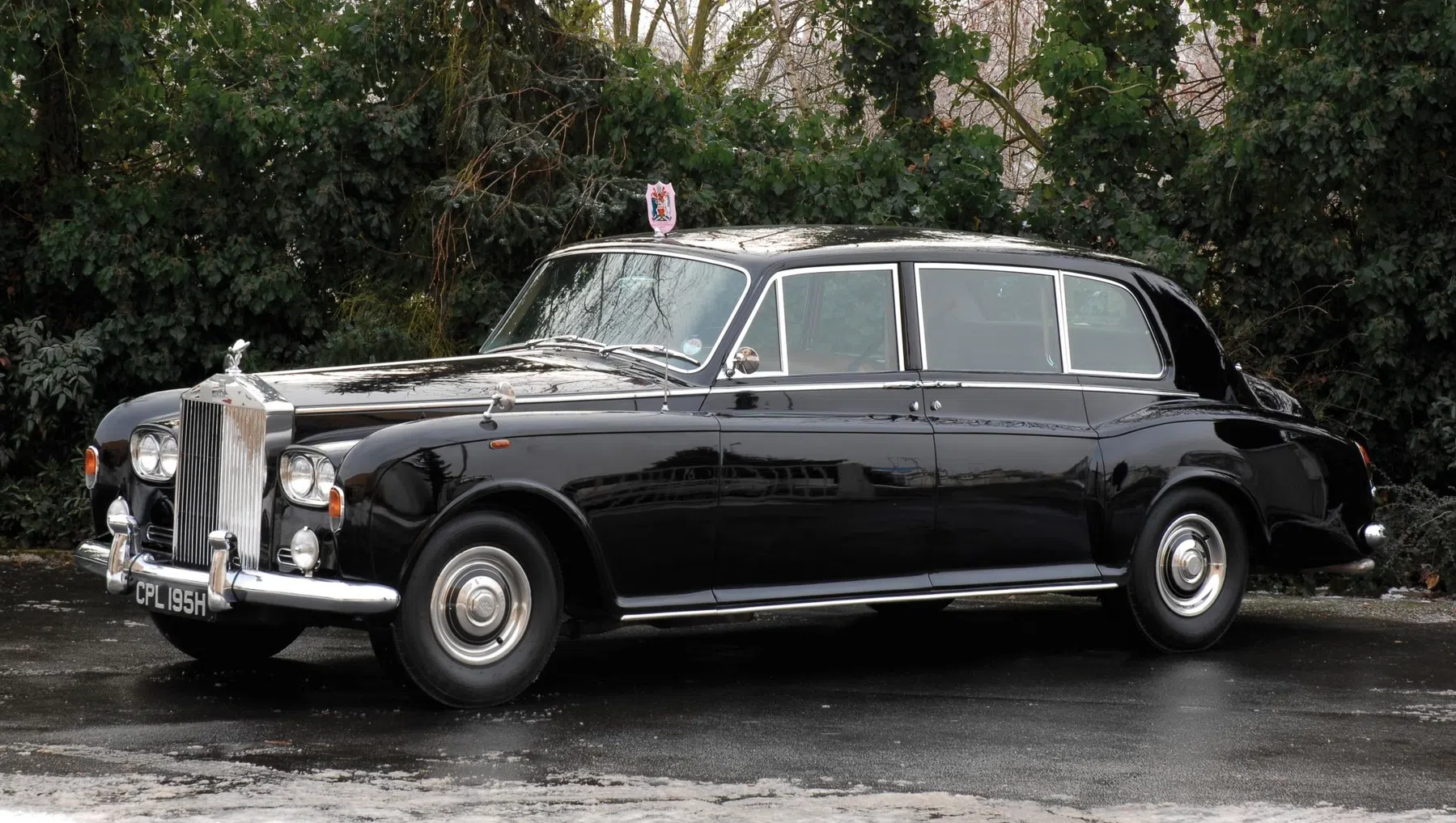 Rolls-Royce Phantom
