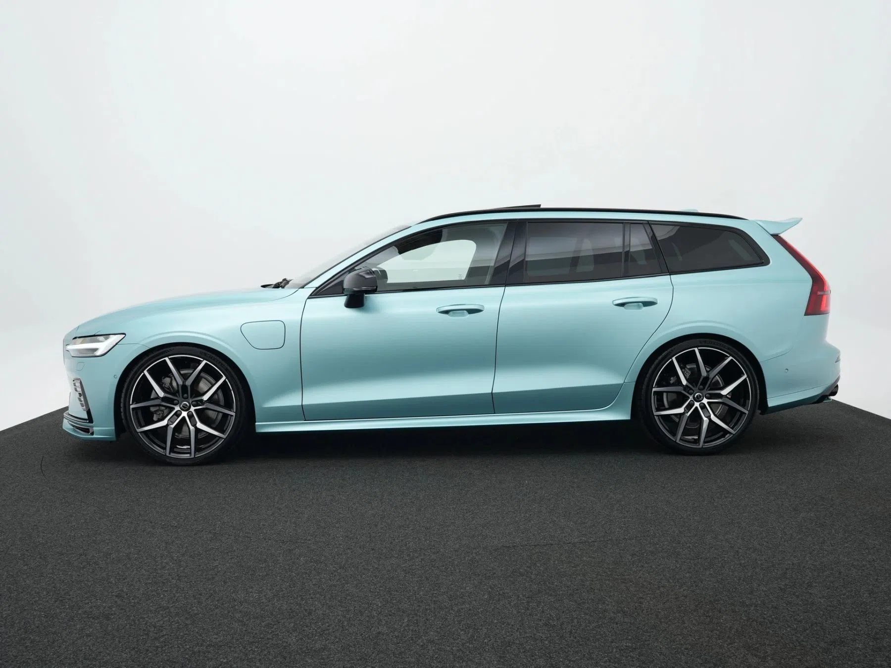 Volvo V60 Heico Sportiv Flash Green