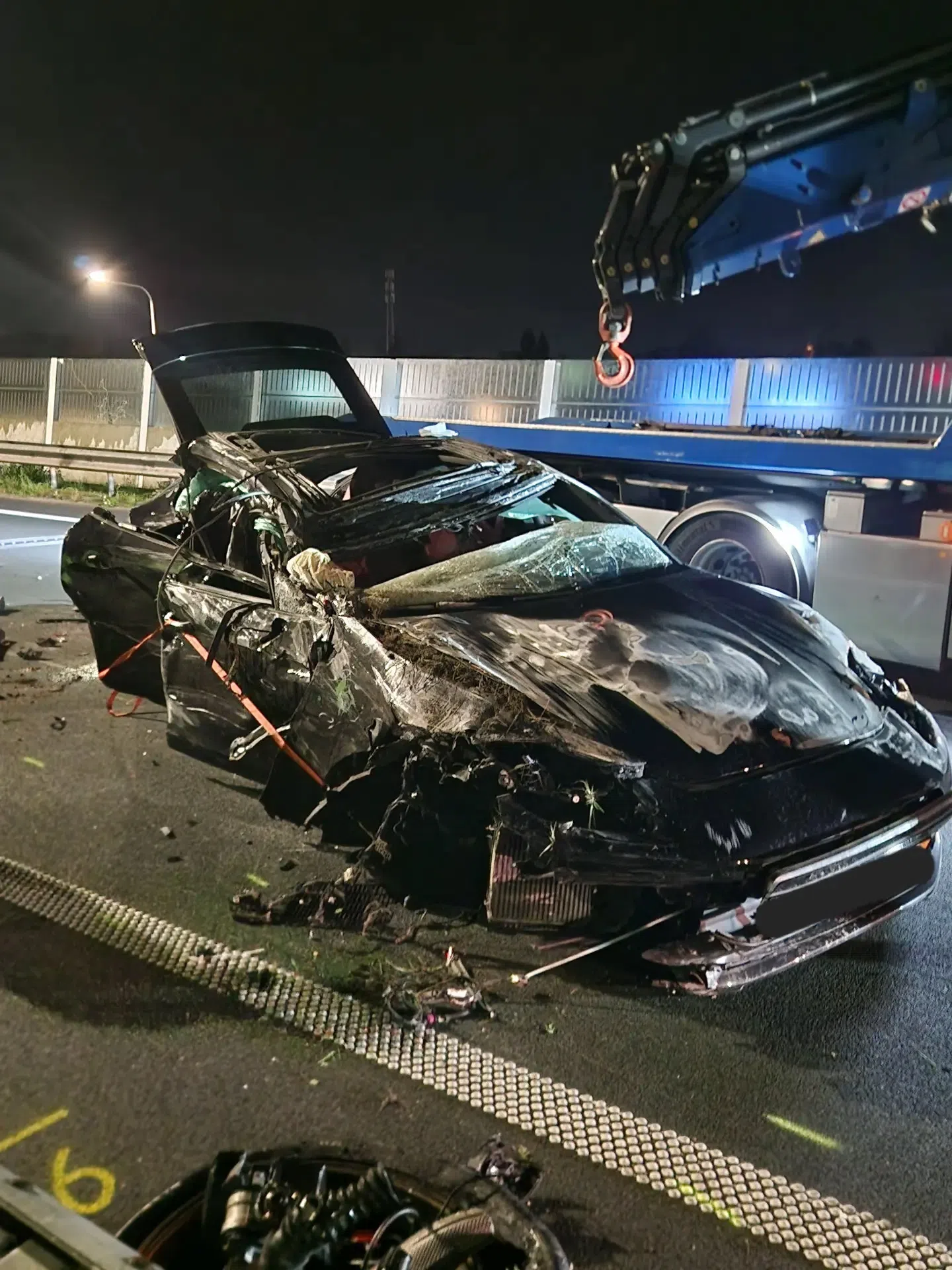 Porsche Panamera crash