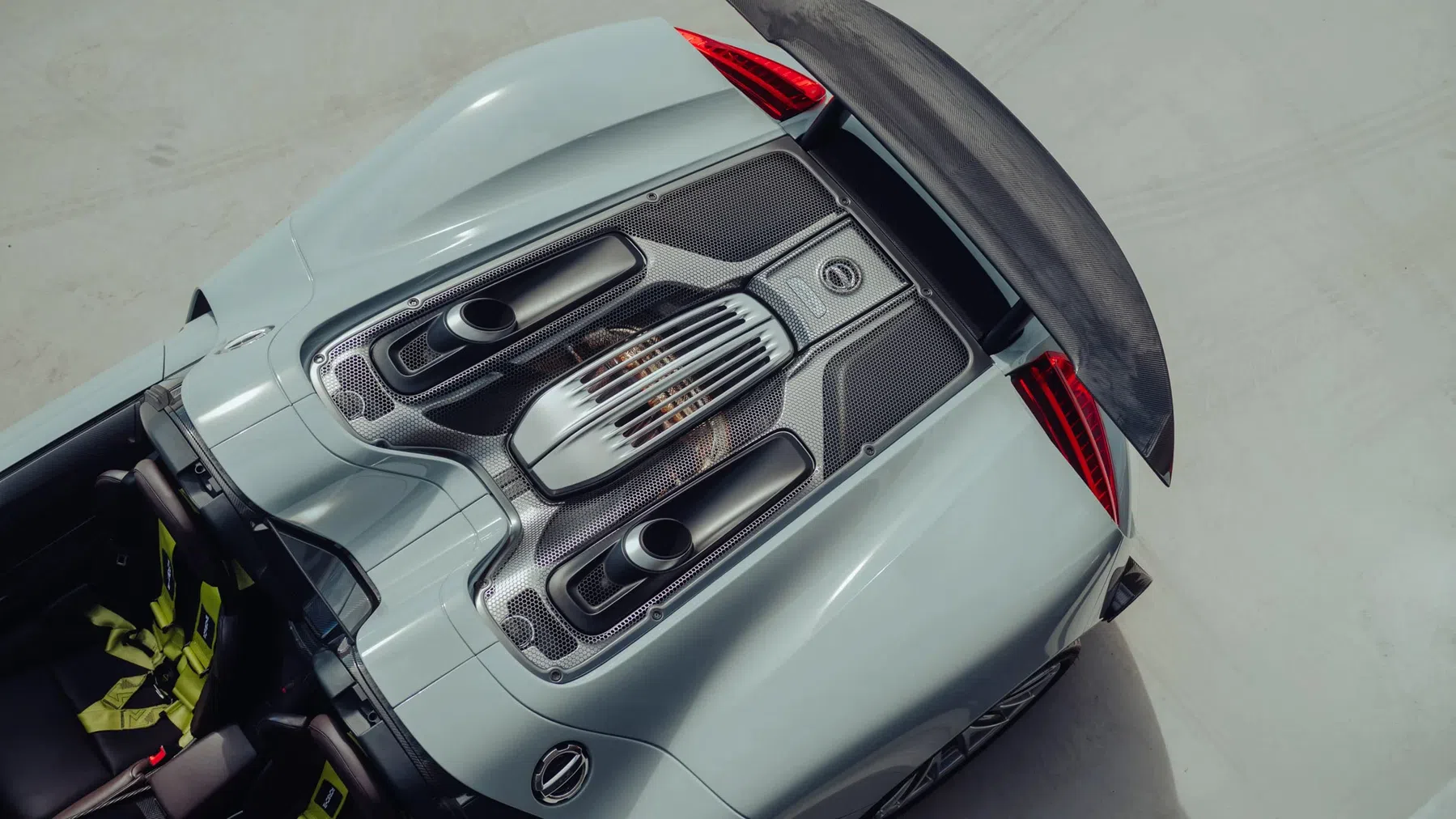 Porsche 918 Spyder Sport Classic