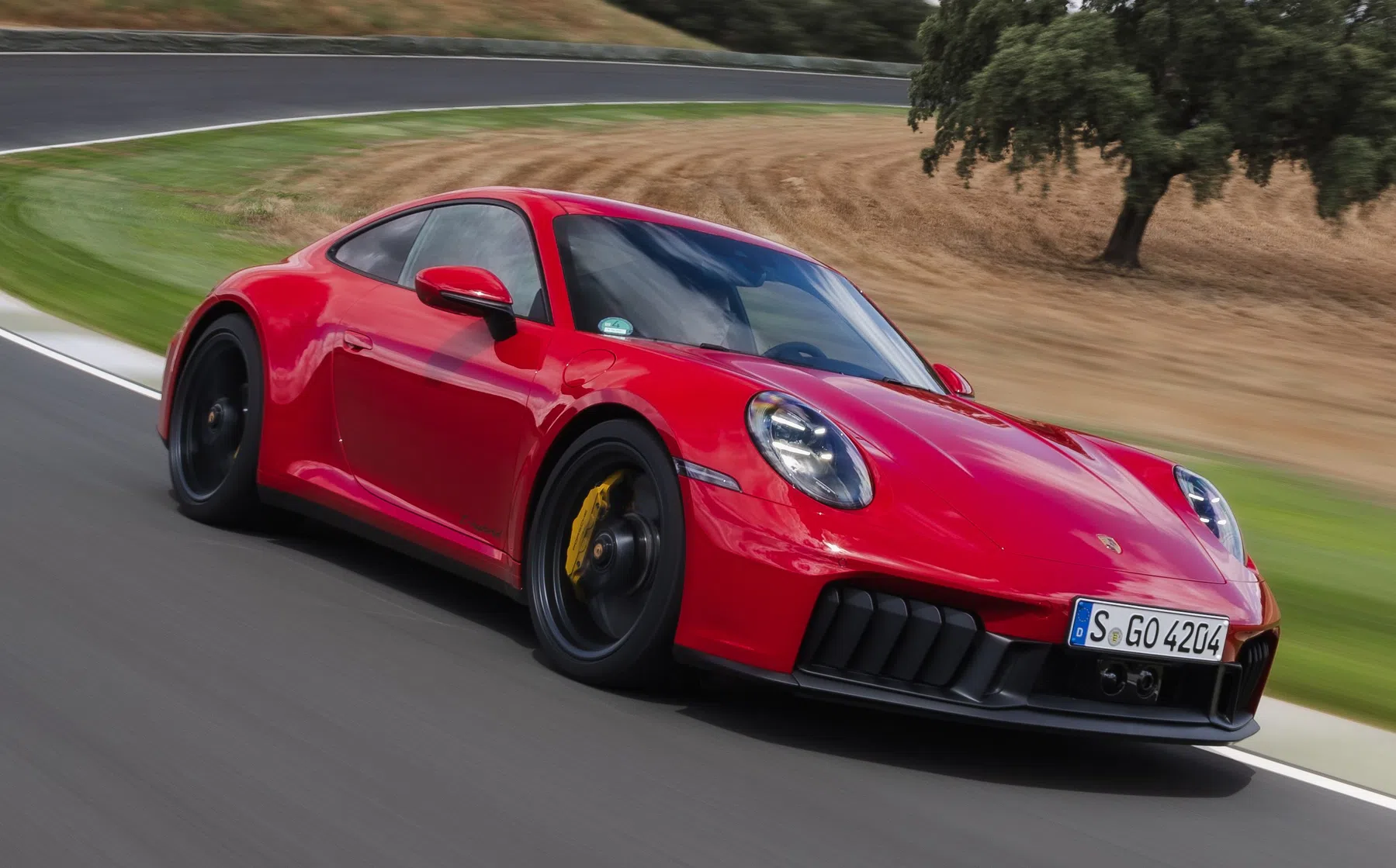 Porsche 911 GTS T-Hybrid