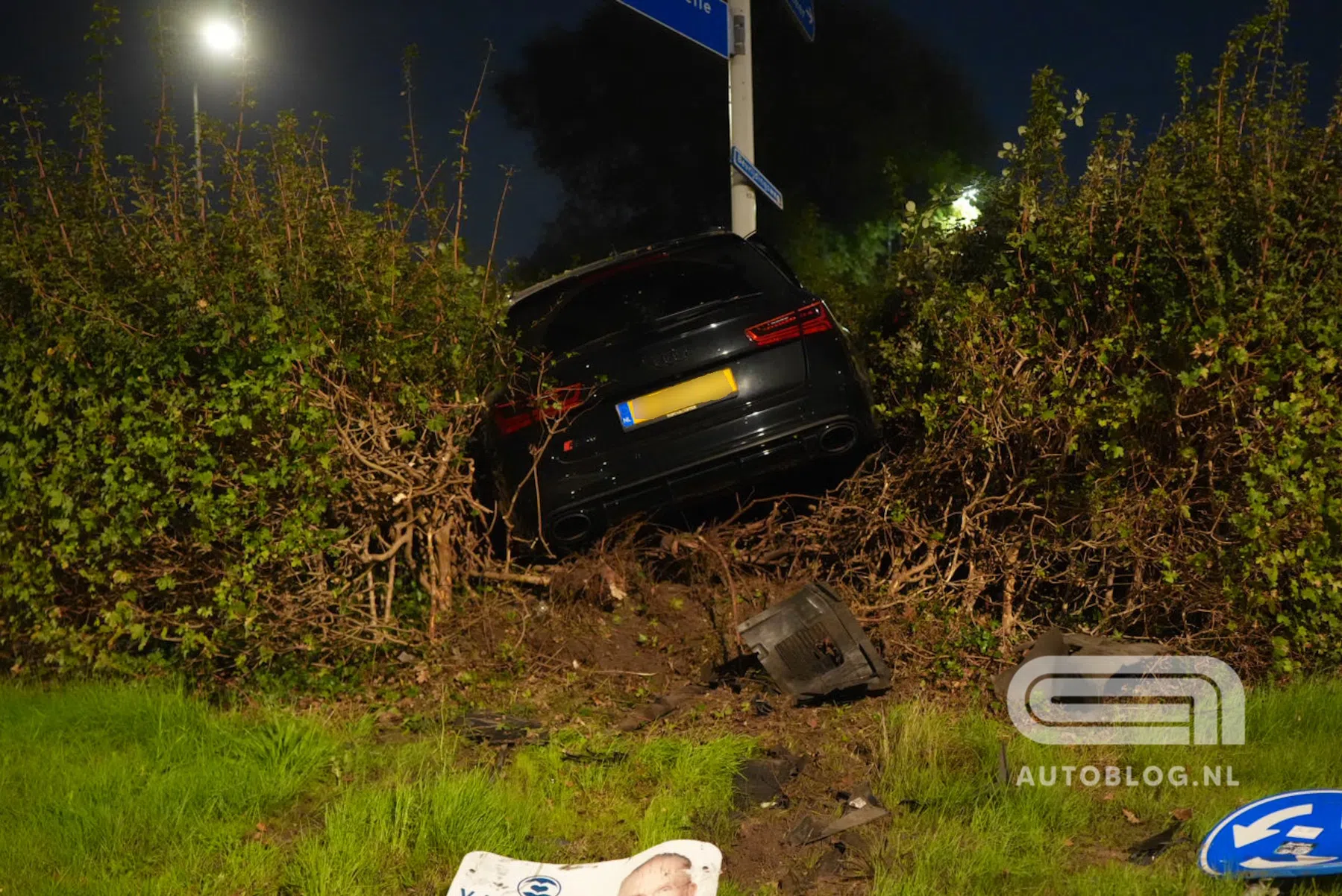Audi RS 6 Avant crash