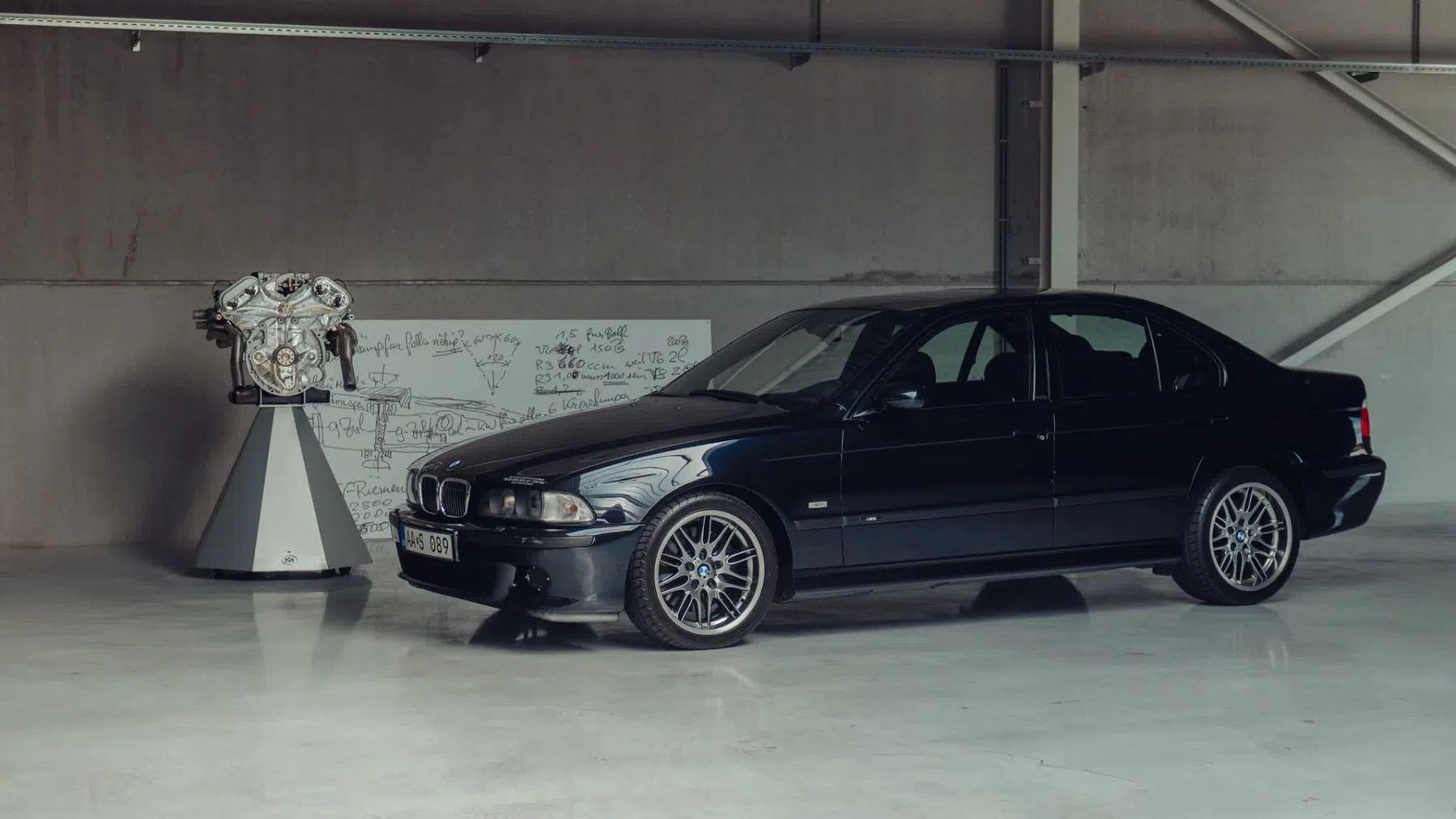 BMW M5 E39 W10