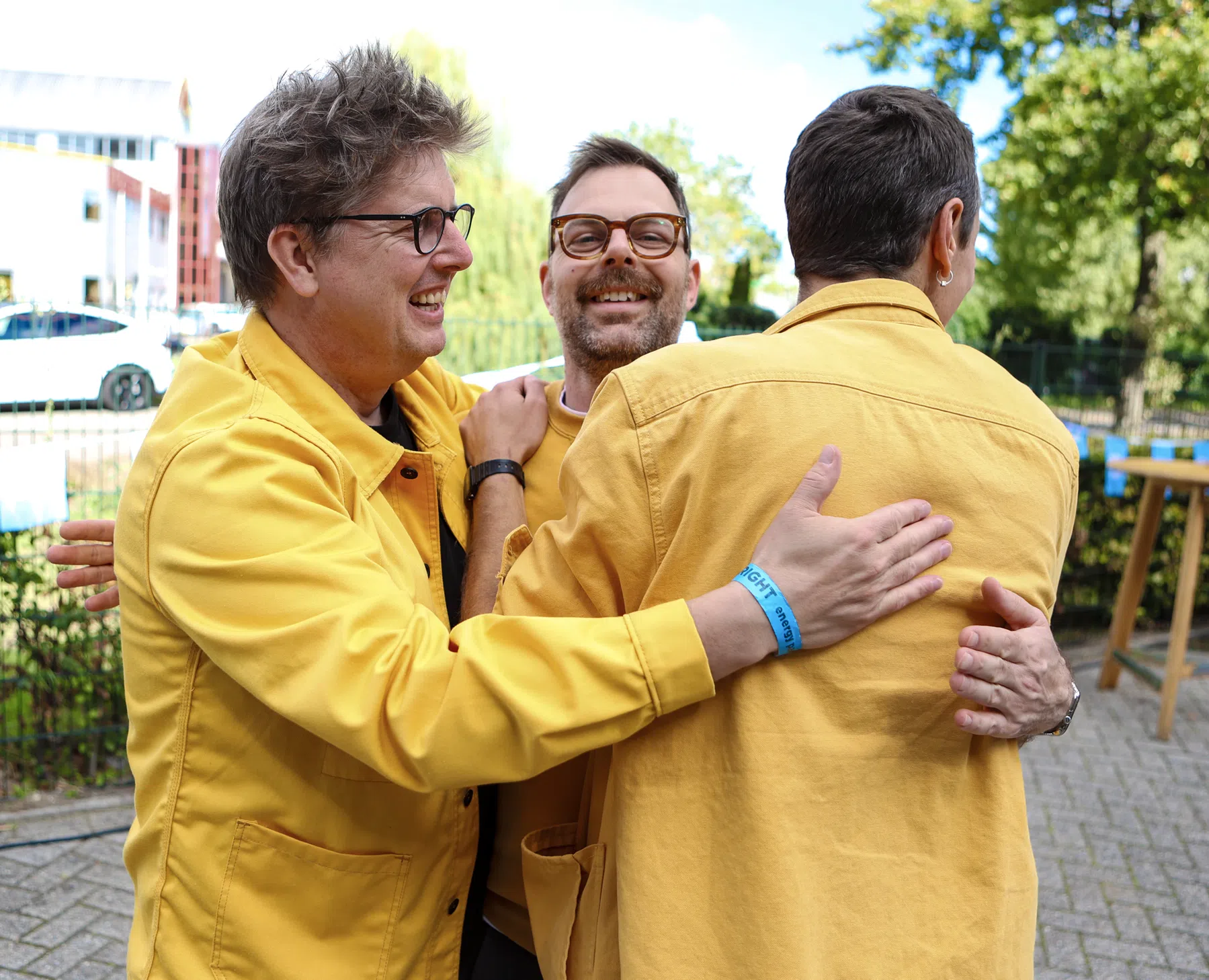 Geel op Bright Energy Party