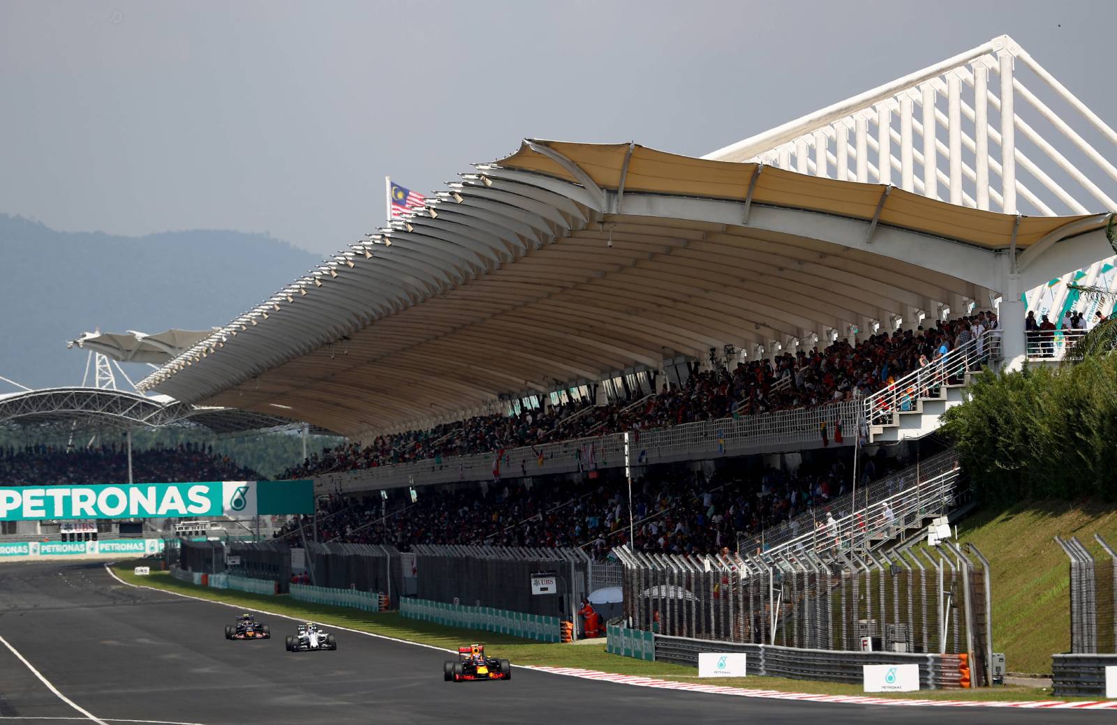 F1 Maleisië 2016 start