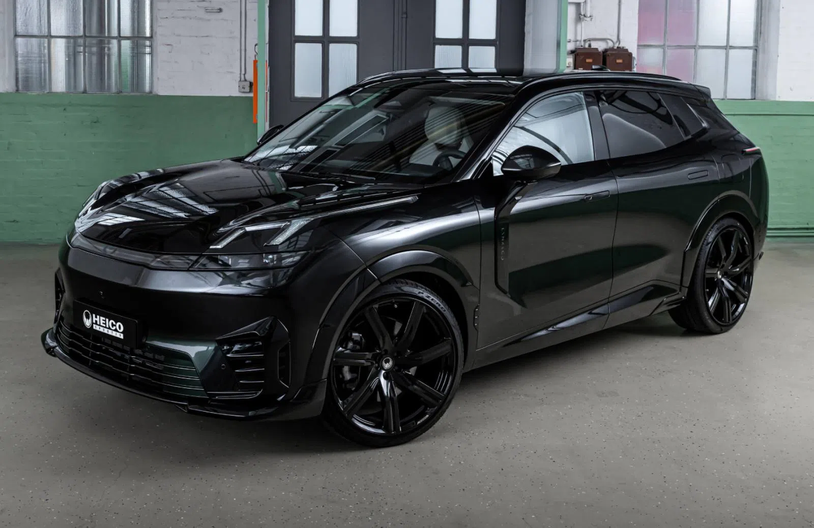 Lynk & CO 08 Heico