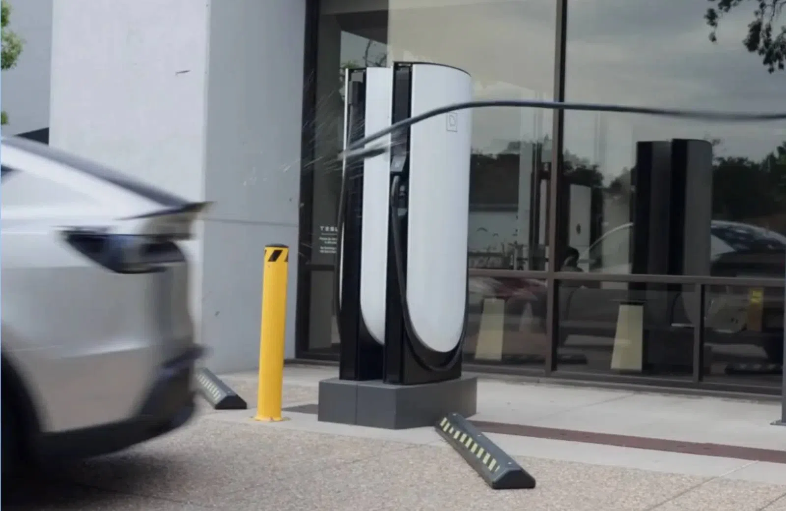 Tesla Model Y Supercharger emergency