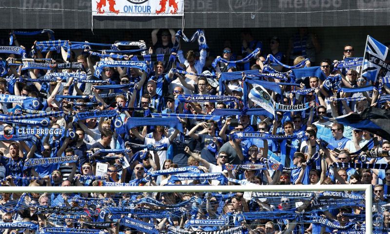 10519846-017, A Club Brugge supporter showing his colors du…