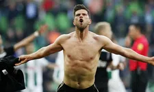 Thumbnail for article: Ajax ontsnapt door 'rode' Huntelaar aan puntenverlies in Groningen