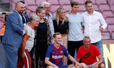 Thumbnail for article: De Jong onthult rugnummer bij Barcelona: 'Het is ook een soort eerbetoon'