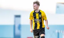 Thumbnail for article: Vitesse-back gevleid door Liverpool-geruchten: 'Vrienden stuurden het me toe'