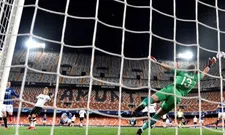 Thumbnail for article: 'Valencia is kritisch op Cillessen en zet in op hereniging met Barça-keeper Neto'