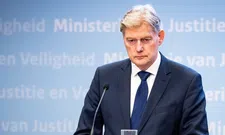 Thumbnail for article: Minister Van Rijn geeft KNVB hoop en wil kijken naar voetbal vóór 1 september