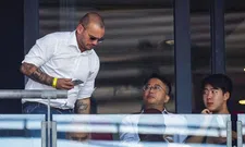 Thumbnail for article: Jansma maakt zich 'enigszins zorgen' over Sneijder: 'Hij moet nog 40 jaar'