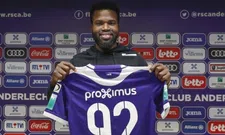 Thumbnail for article: 'Anderlecht heeft probleem, Lawrence wil carrière on hold zetten'