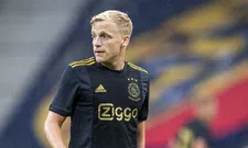 Thumbnail for article: 'Van de Beek staat op het punt om voor Manchester United te tekenen'