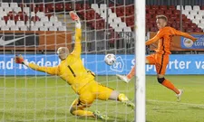 Thumbnail for article: Lang leest bericht Ajax-ploeggenoot Huntelaar voor: 'Snorretje kan echt niet, gap'
