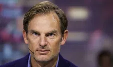 Thumbnail for article: De Boer adviseert Koeman: 'Van Messi win je niet bij Barcelona'