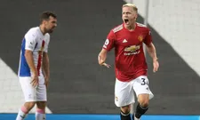 Thumbnail for article: Van de Beek scoort bij debuut, maar ondermaats Man U start seizoen dramatisch