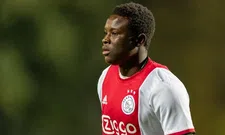 Thumbnail for article: 'Waarom zou Ajax een Lang-opvolger halen als ze ook de potentie van Bandé hebben?'