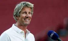 Thumbnail for article: Van der Sar denkt lachend terug aan telefoongesprek: 'Kon die gast niet verstaan'