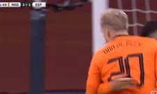 Thumbnail for article: Van de Beek doet het weer voor De Boer: Oranje op gelijke hoogte met Spanje
