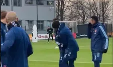 Thumbnail for article: Huntelaar vs. Gravenberch: spits wordt uitgelachen op training van Ajax