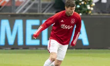 Thumbnail for article: Huntelaar lijkt toch te twijfelen bij Ajax: 'Wie wil hem er niet bij hebben?'