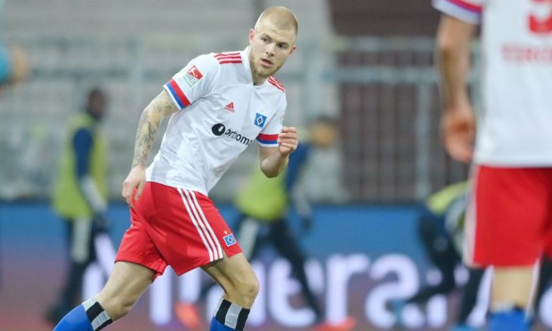 Van Drongelen loopt bij rentree na zware knieblessure meteen andere blessure op