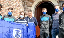 Thumbnail for article: Fans mogen niet naar het stadion, dus gaan KRC Genk-spelers op huisbezoek