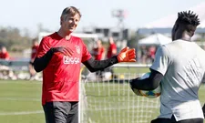 Thumbnail for article: Van der Sar: 'Dieptriest, eigenlijk was hij klaar voor een buitenlandse club'